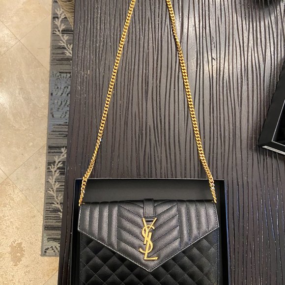 CLASSIC CASSANDRE CHAIN WALLET IN GRAIN DE POUDRE LEATHER - Picture 8 of 13